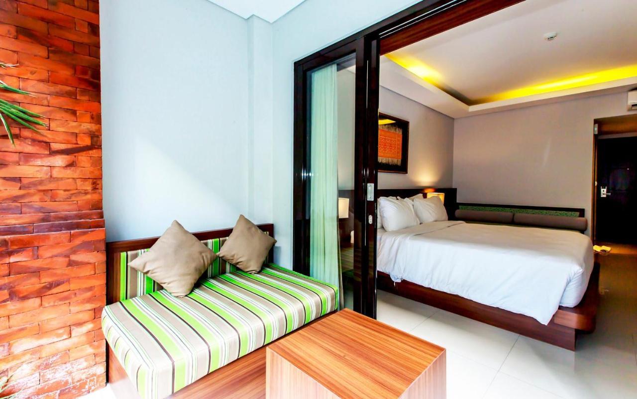 แคปิตัล โอ 1068 แกรนด์ มิระฮ์ บูทิก โฮเต็ล Hotel เดนปาซาร์ ภายนอก รูปภาพ