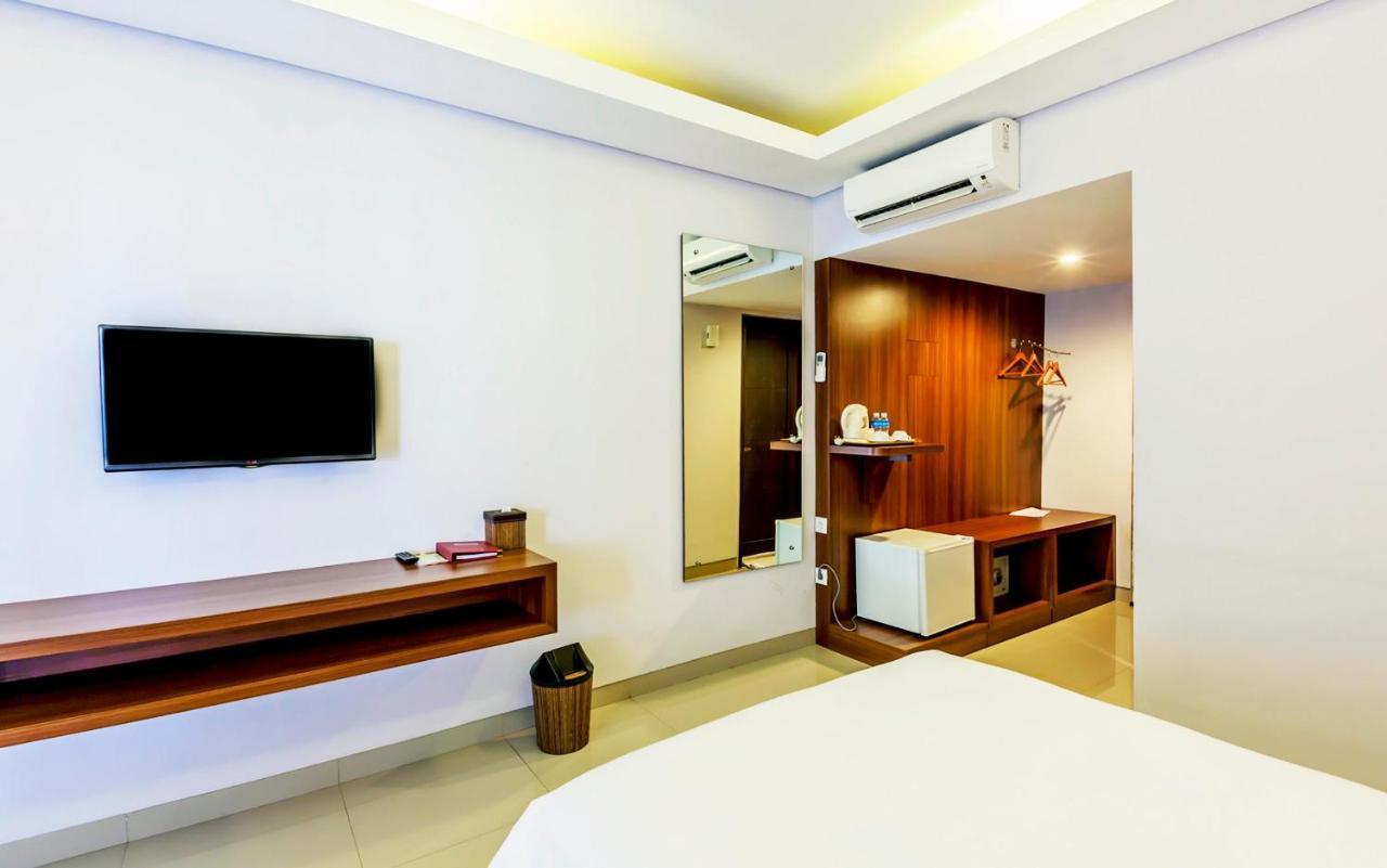 แคปิตัล โอ 1068 แกรนด์ มิระฮ์ บูทิก โฮเต็ล Hotel เดนปาซาร์ ภายนอก รูปภาพ